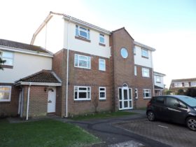 2 bedroom Flat to re...